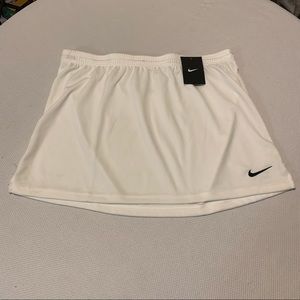 NWT Nike Dri-fit Athletic Lacrosse Kilt Skirt 707105-100 Womens Sz XL